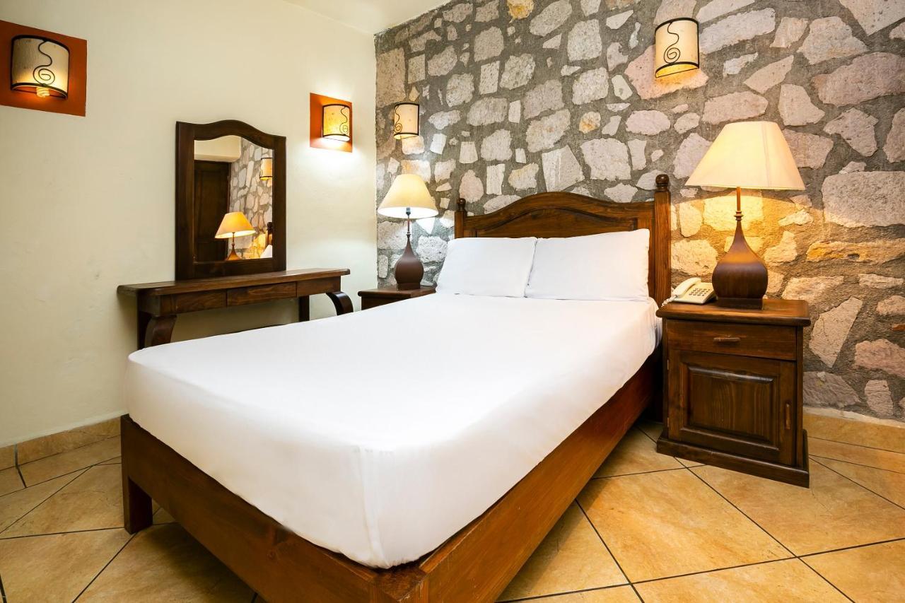 Casa Del Virrey & 2* Morelia